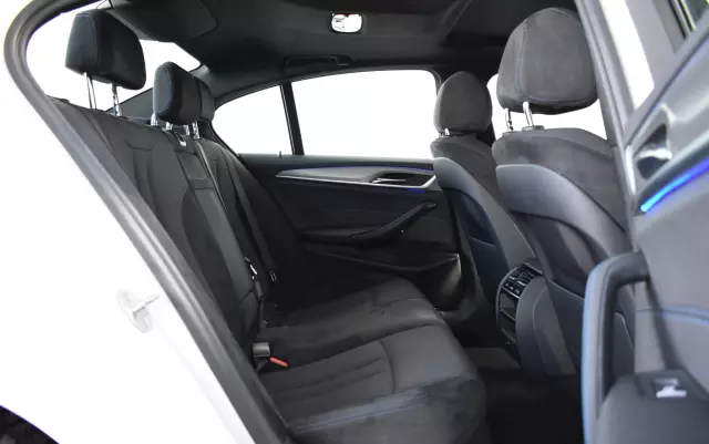 BMW Seria 5 520d M Sport