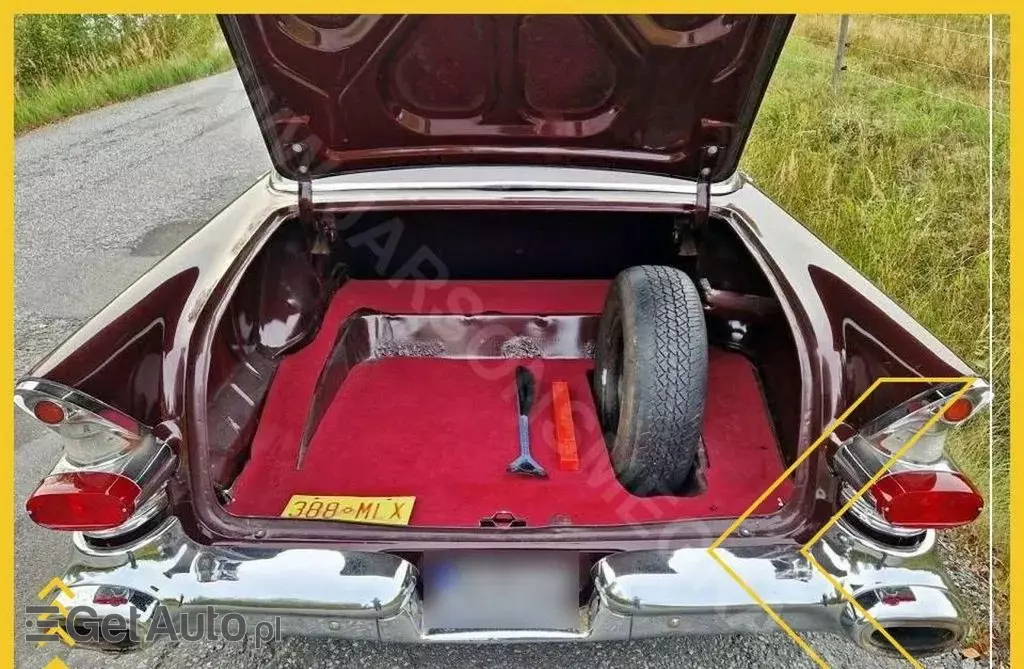 PONTIAC Star Chief Sedan 5.2 V8 