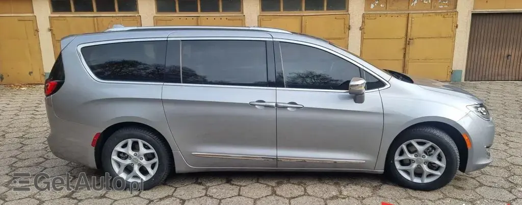 CHRYSLER Pacifica 