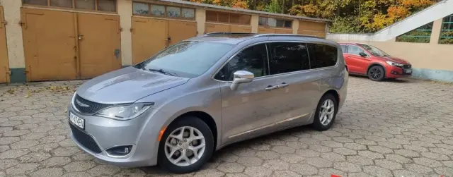 CHRYSLER Pacifica 