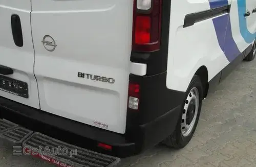 OPEL Vivaro 
