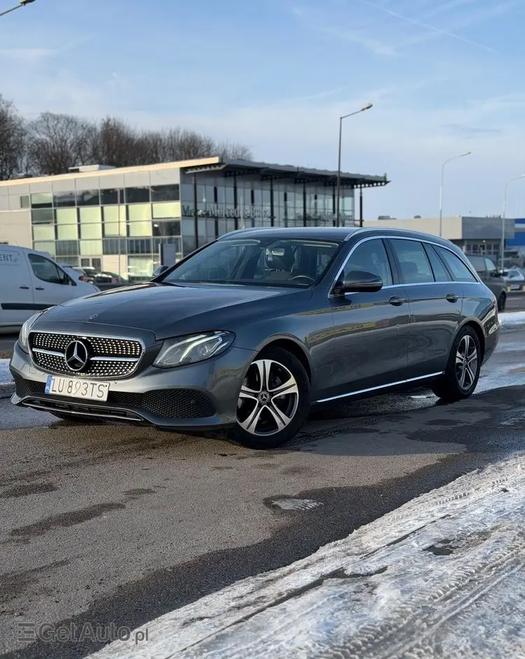 MERCEDES-BENZ Klasa E 