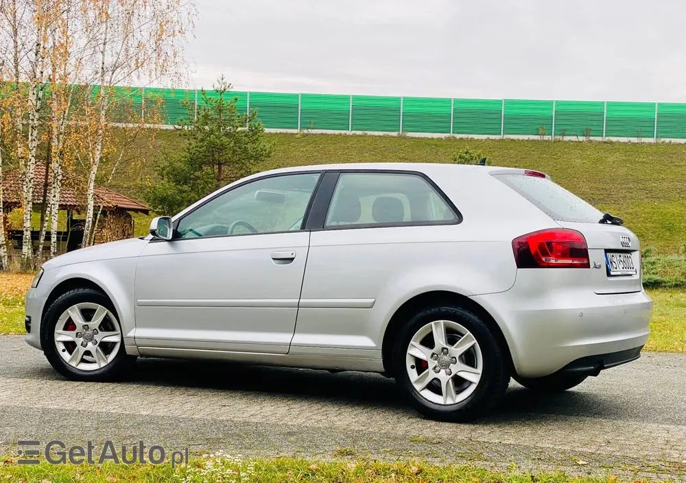 AUDI A3 3-drzwiowe 1.2 TFSI Ambiente