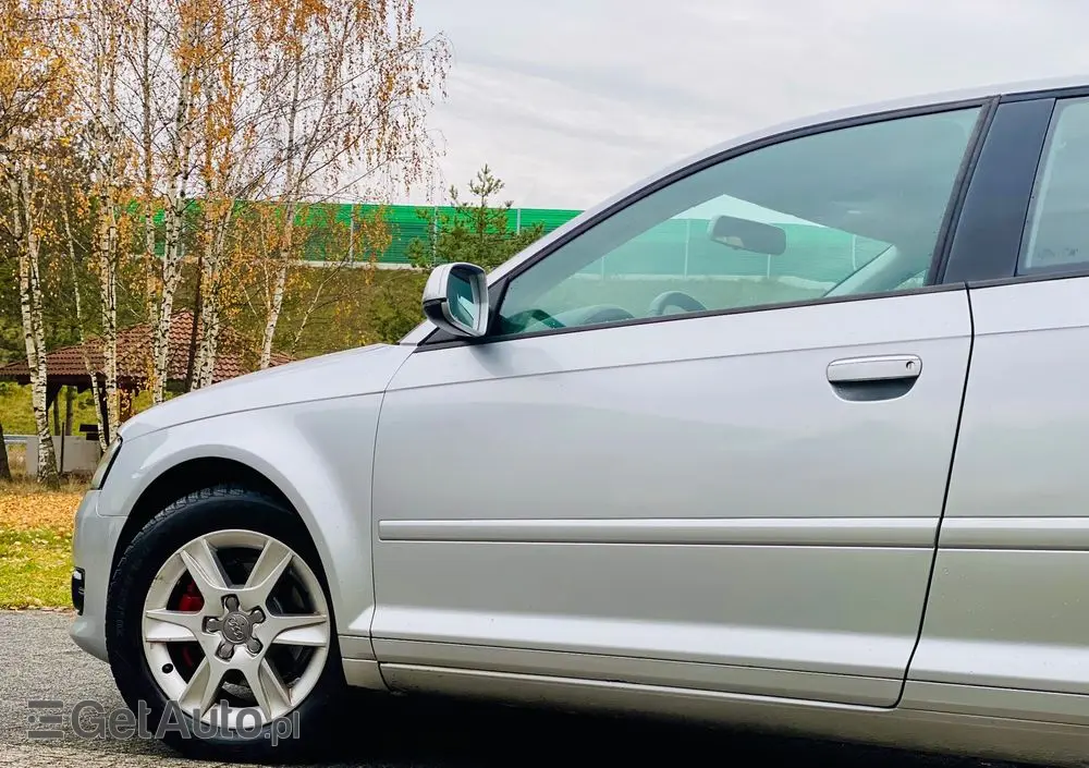 AUDI A3 3-drzwiowe 1.2 TFSI Ambiente