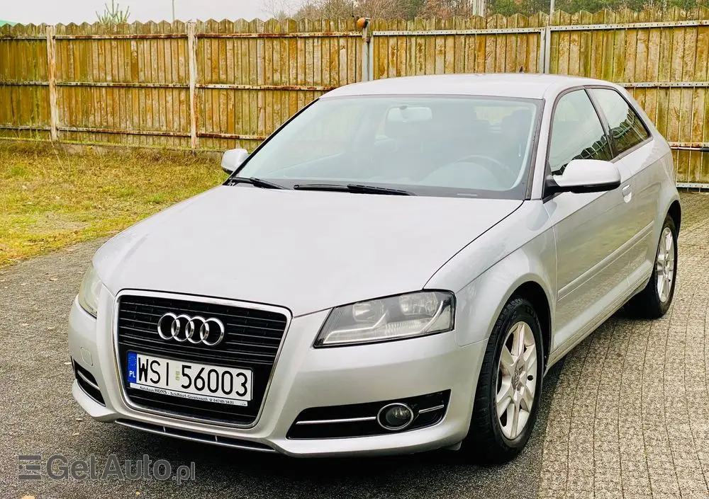 AUDI A3 3-drzwiowe 1.2 TFSI Ambiente