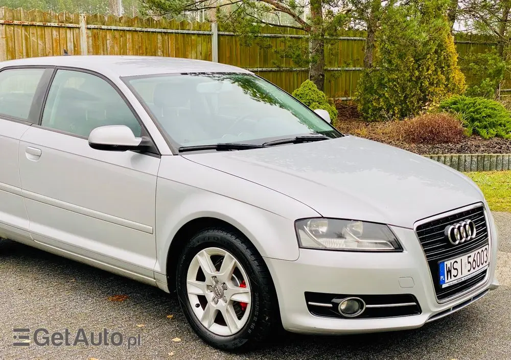 AUDI A3 3-drzwiowe 1.2 TFSI Ambiente