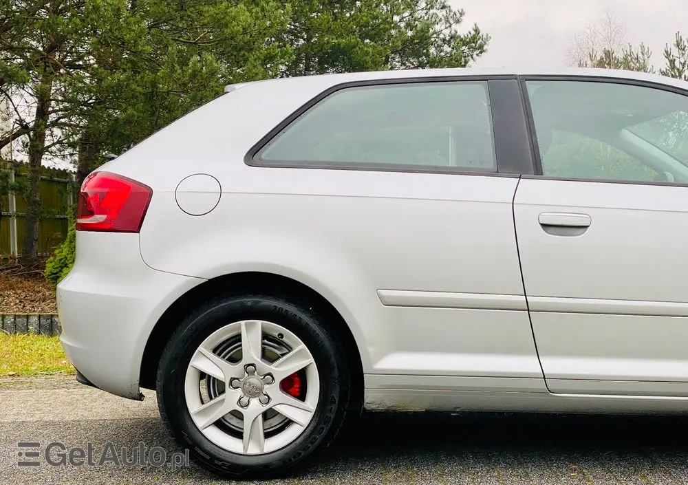AUDI A3 3-drzwiowe 1.2 TFSI Ambiente