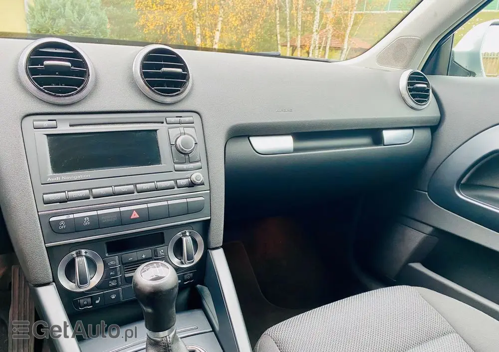 AUDI A3 3-drzwiowe 1.2 TFSI Ambiente