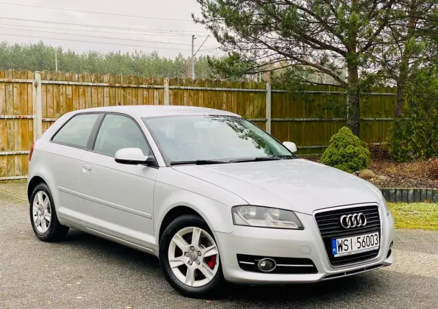 AUDI A3 3-drzwiowe 1.2 TFSI Ambiente