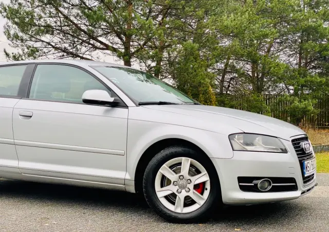 AUDI A3 3-drzwiowe 1.2 TFSI Ambiente