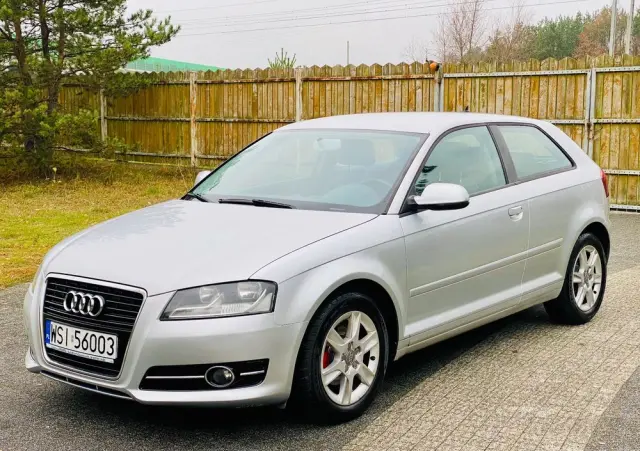 AUDI A3 3-drzwiowe 1.2 TFSI Ambiente