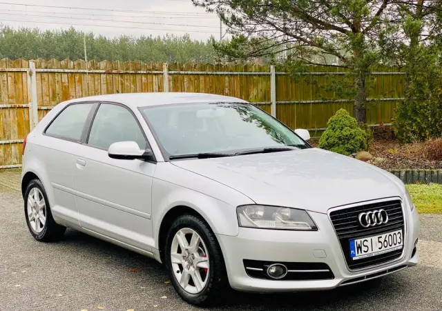 AUDI A3 3-drzwiowe 1.2 TFSI Ambiente
