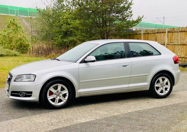 AUDI A3 3-drzwiowe 1.2 TFSI Ambiente