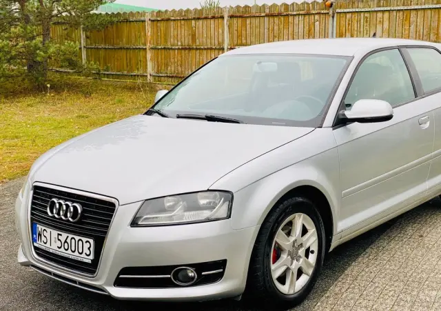 AUDI A3 3-drzwiowe 1.2 TFSI Ambiente