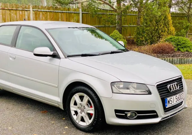 AUDI A3 3-drzwiowe 1.2 TFSI Ambiente