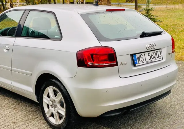 AUDI A3 3-drzwiowe 1.2 TFSI Ambiente
