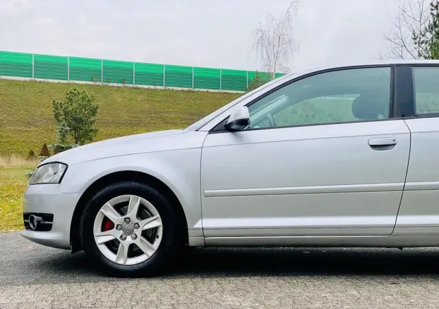 AUDI A3 3-drzwiowe 1.2 TFSI Ambiente
