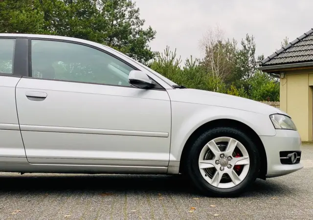 AUDI A3 3-drzwiowe 1.2 TFSI Ambiente