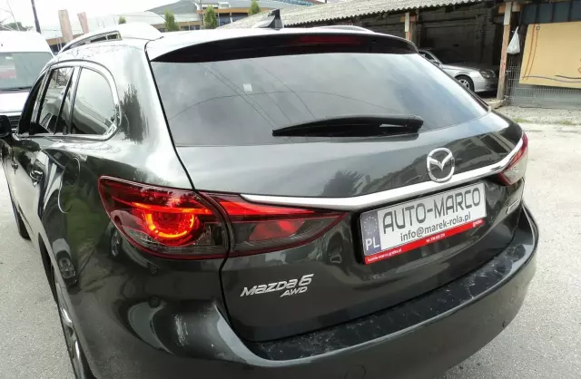 MAZDA 6 