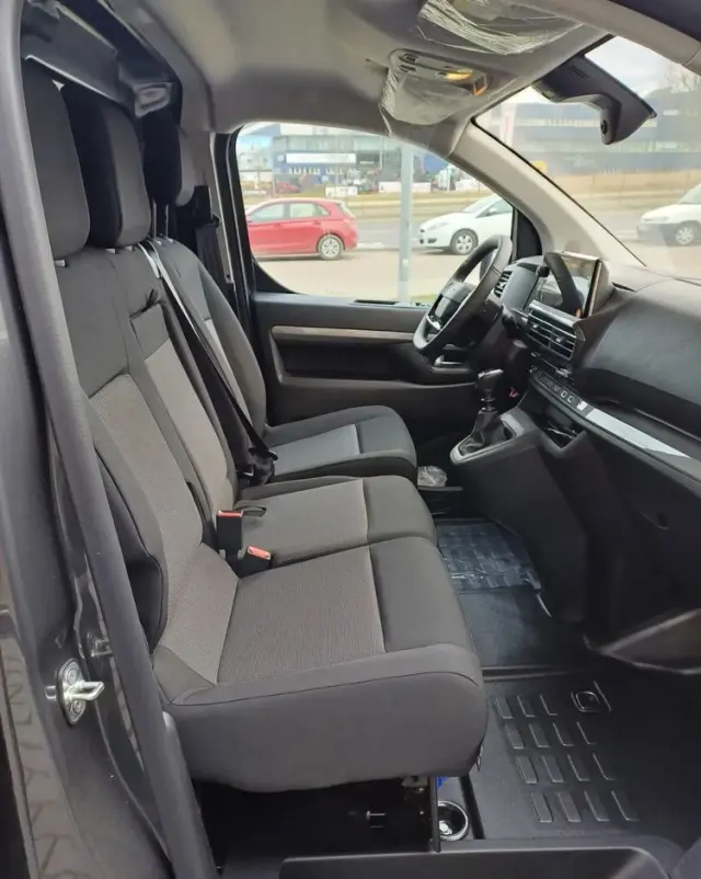 OPEL VIVARO FURGON NOWY MODEL 2.0diesel 144KM 