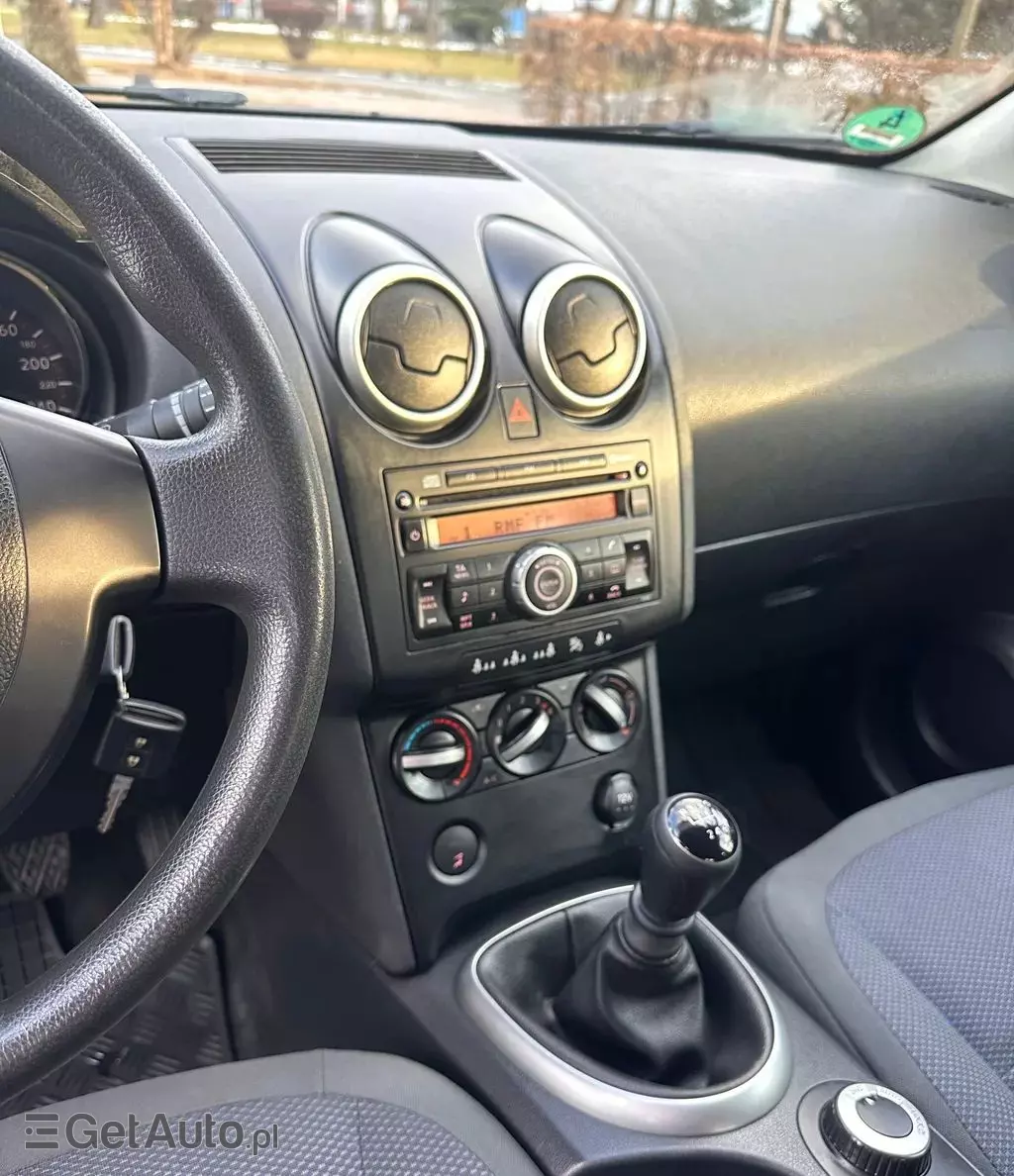 NISSAN Qashqai 