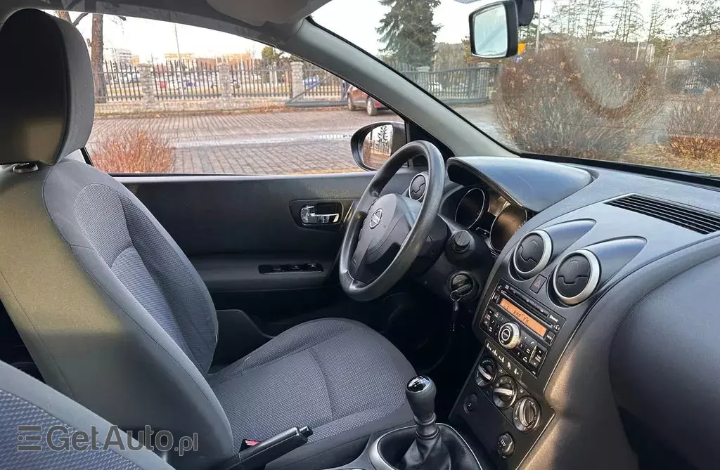 NISSAN Qashqai 