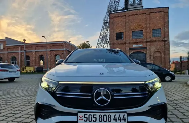 MERCEDES-BENZ EQA 