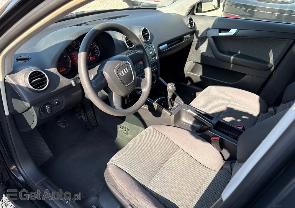 AUDI A3 Sportback 1.6 Ambition