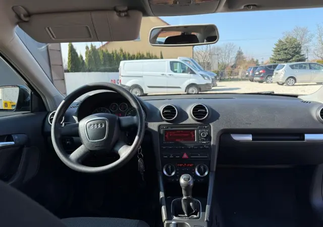 AUDI A3 Sportback 1.6 Ambition