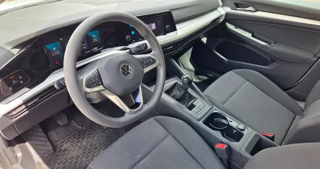VOLKSWAGEN Golf 1.0 TSI Life