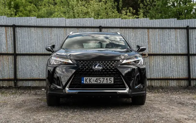 LEXUS UX 250h Business Edition