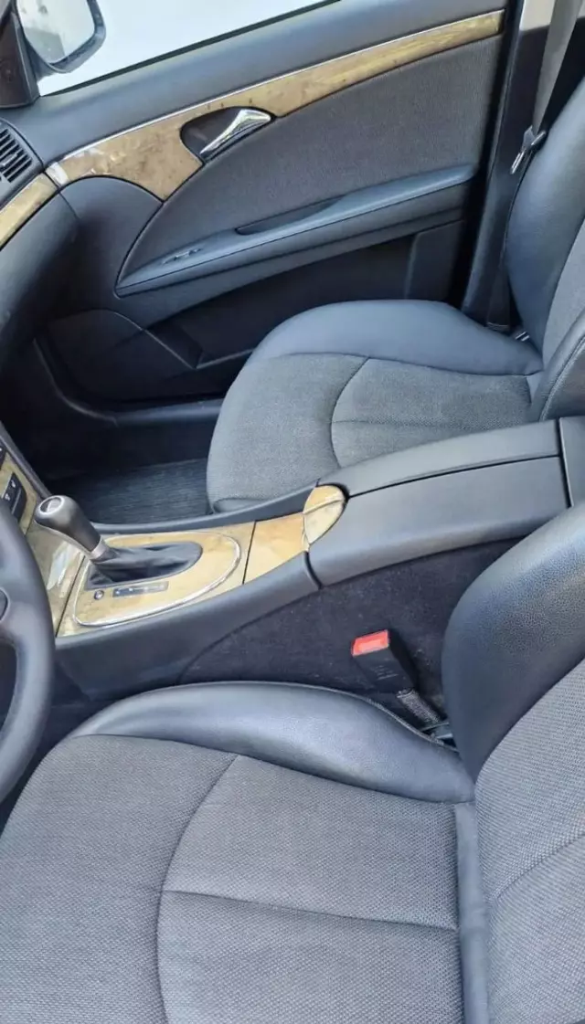 MERCEDES-BENZ Klasa E 