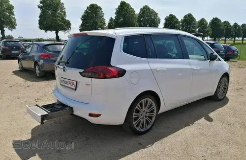 OPEL Zafira 