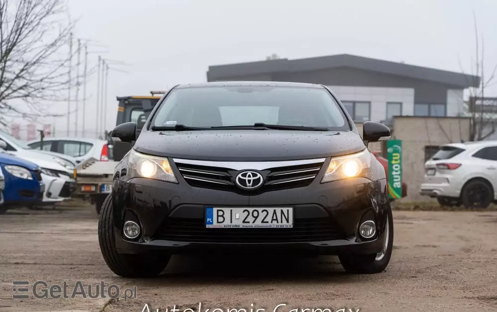 TOYOTA Avensis 1.8 Comfort