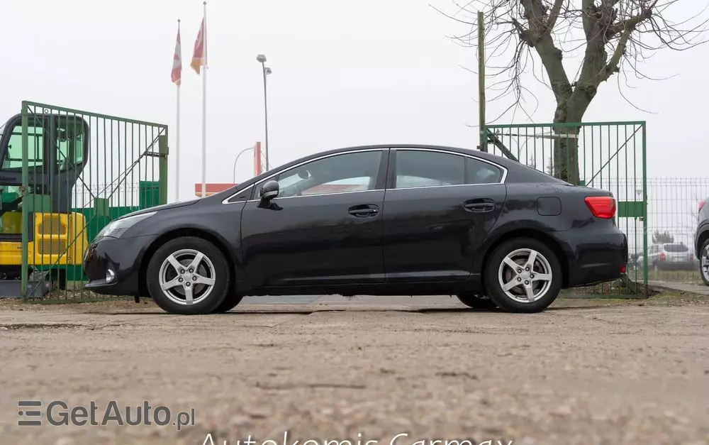 TOYOTA Avensis 1.8 Comfort