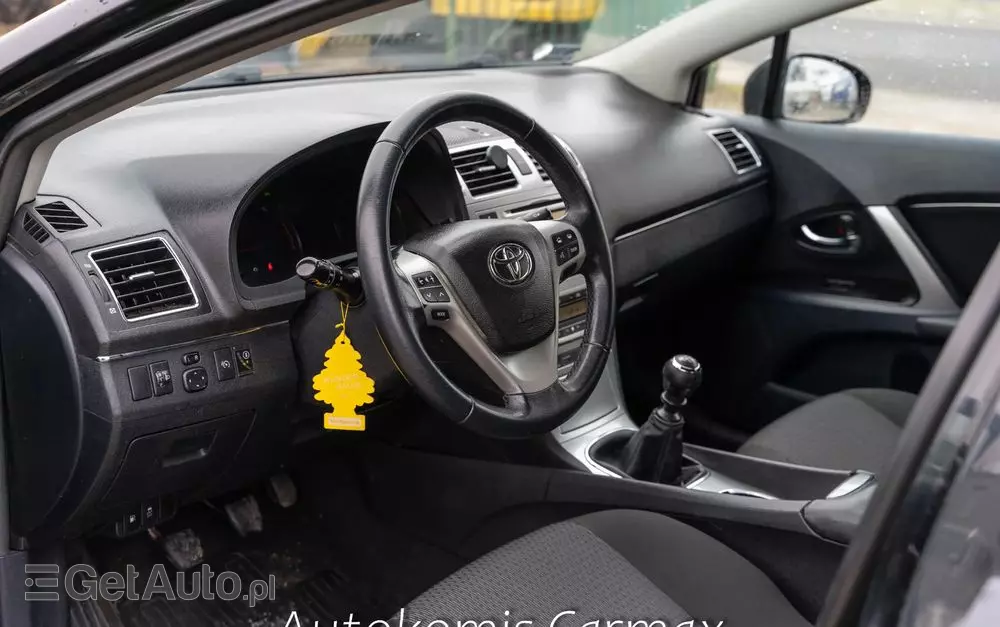 TOYOTA Avensis 1.8 Comfort