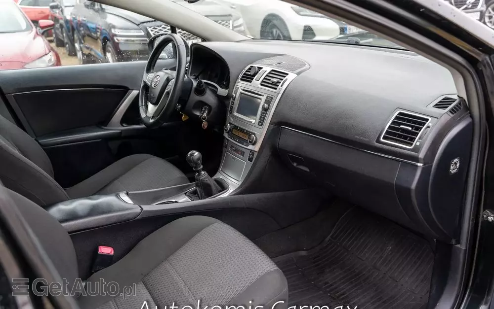 TOYOTA Avensis 1.8 Comfort