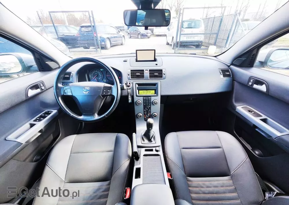 VOLVO V50 2.0D Kinetic