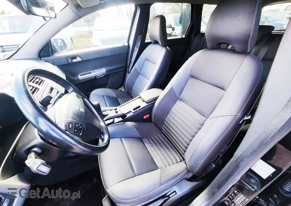 VOLVO V50 2.0D Kinetic