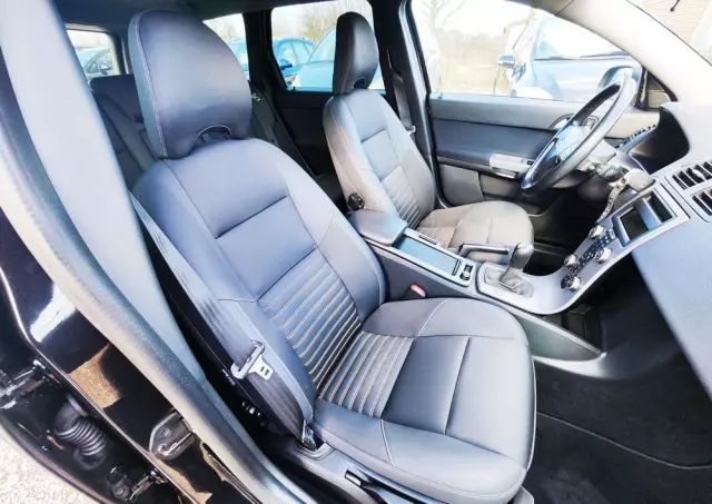 VOLVO V50 2.0D Kinetic