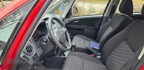SUZUKI SX4 