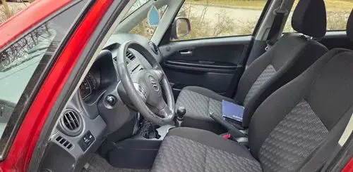 SUZUKI SX4 