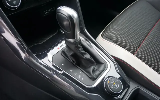 VOLKSWAGEN T-Roc 2.0 TDI SCR DPF 4Mot Premium DSG