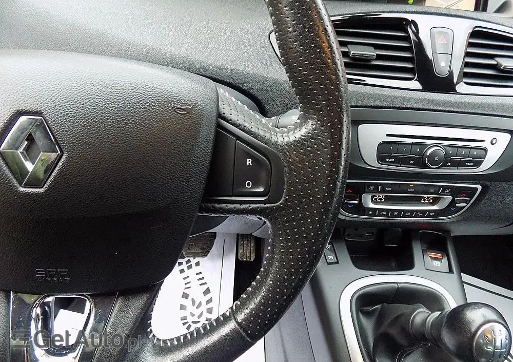 RENAULT Grand Scenic Energy TCe 115 S&S LIMITED