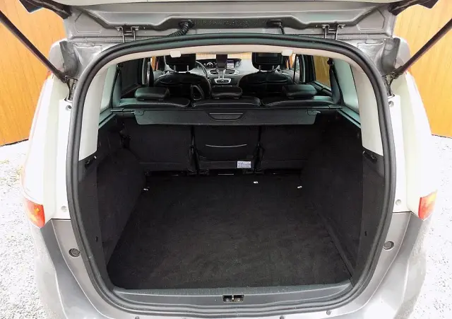 RENAULT Grand Scenic Energy TCe 115 S&S LIMITED