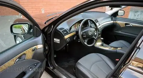 MERCEDES-BENZ Klasa E 