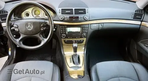 MERCEDES-BENZ Klasa E 