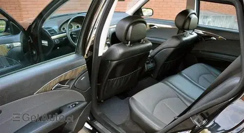 MERCEDES-BENZ Klasa E 