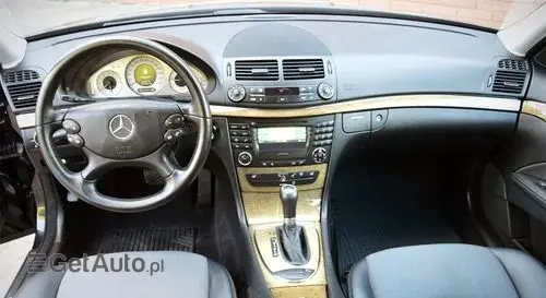MERCEDES-BENZ Klasa E 