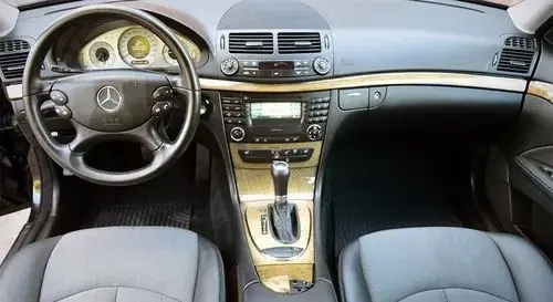 MERCEDES-BENZ Klasa E 